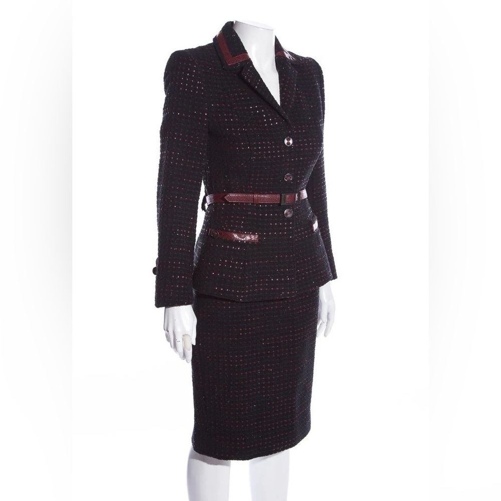 VINTAGE SUPERMODEL ESCADA Black and Red Women's Jacket & Skirt Set